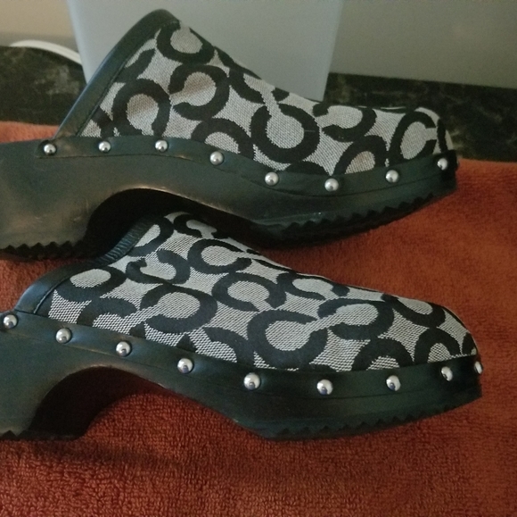 COACH CLOGS! - Picture 3 of 6